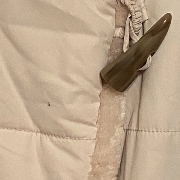 Dennis by Dennis Basso Cream Toggle Coat Faux Fur Collar and Trim Womens Size M - Picture 10 of 11